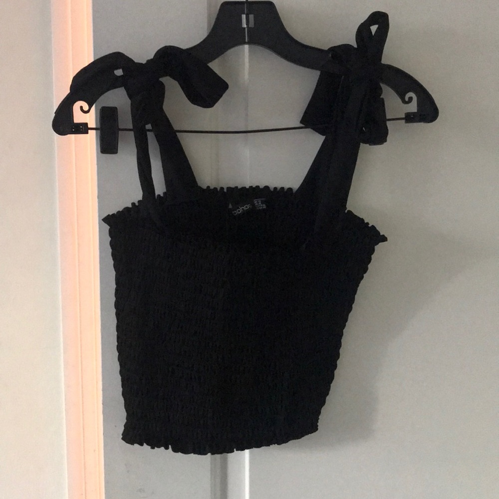 Boohoo Shirred Tie Sleeve Crop Top NWT